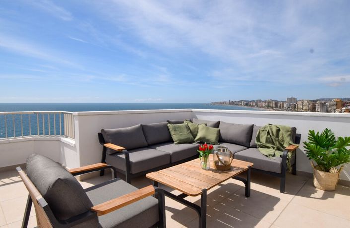 Image No.8-3 Bed Property for sale