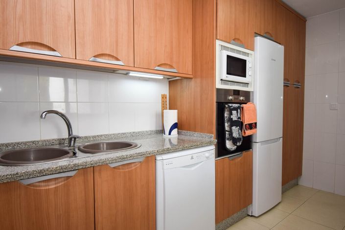 Image No.7-2 Bed Property for sale