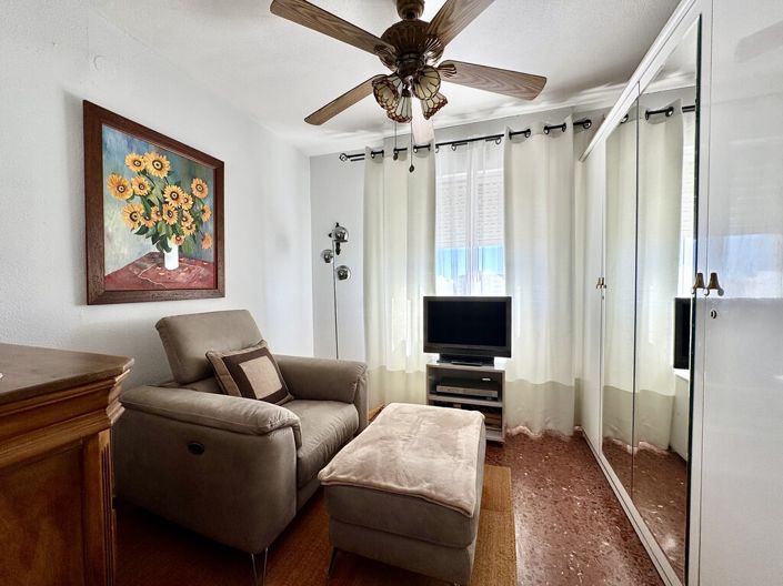 Image No.20-4 Bed Apartment for sale