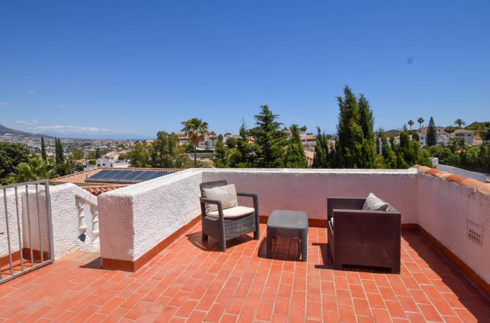 Image No.25-4 Bed Property for sale
