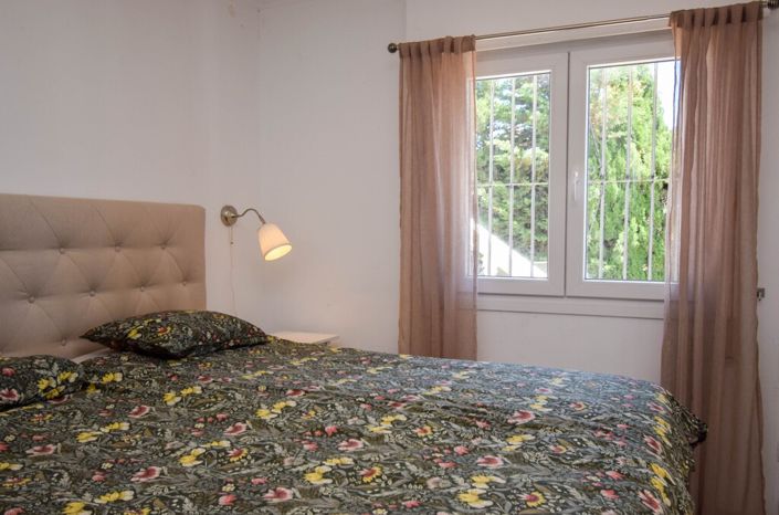 Image No.16-4 Bed Property for sale