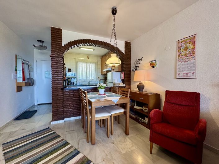 Image No.20-2 Bed Apartment for sale