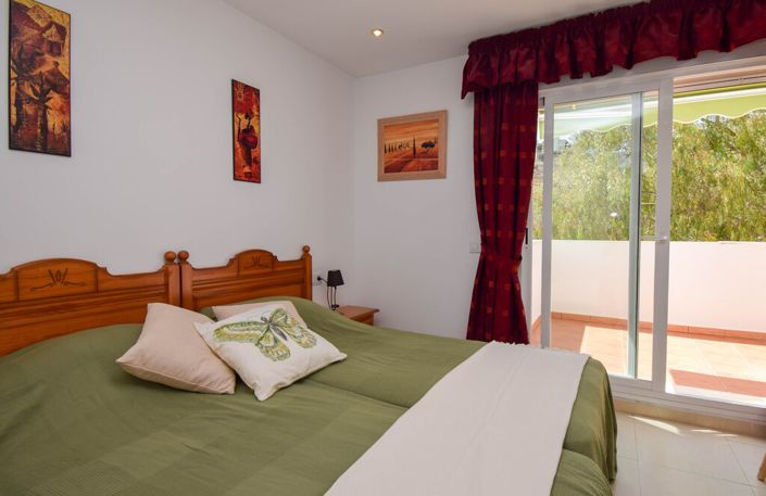 Image No.30-2 Bed Property for sale