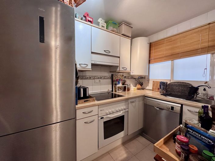 Image No.9-3 Bed Apartment for sale