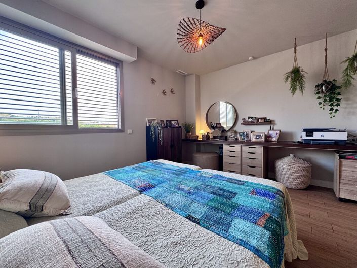 Image No.21-2 Bed Apartment for sale
