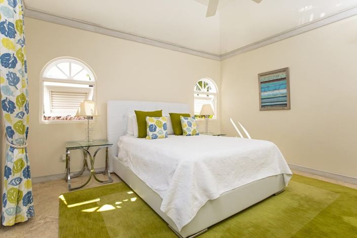 Image No.17-3 Bed Villa for sale