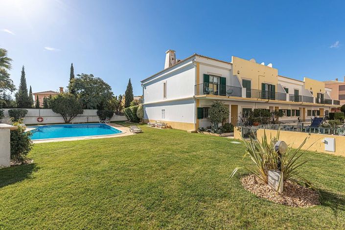 Image No.1-Villa de 2 chambres à vendre à Quarteira