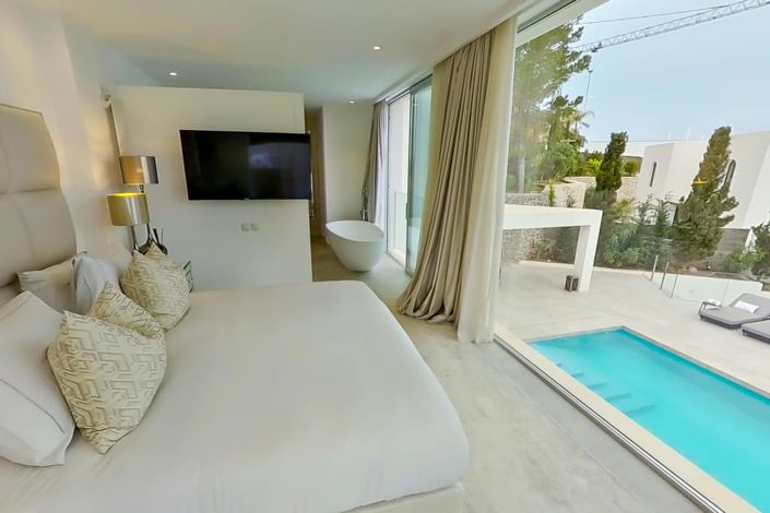 Image No.16-6 Bed Villa for sale