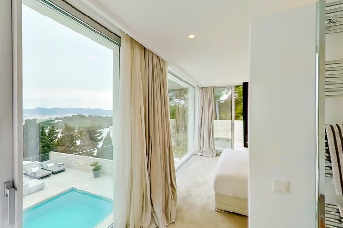 Image No.18-6 Bed Villa for sale