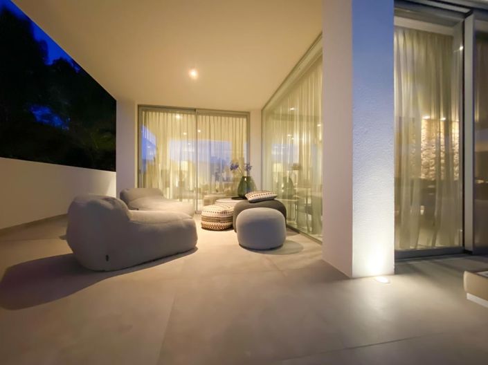 Image No.23-6 Bed Villa for sale