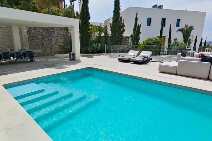 Image No.3-6 Bed Villa for sale