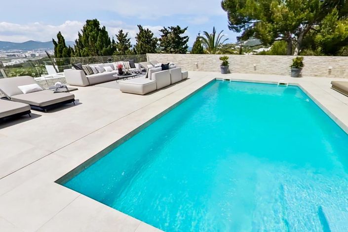 Image No.4-6 Bed Villa for sale