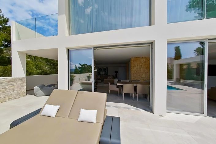 Image No.6-6 Bed Villa for sale