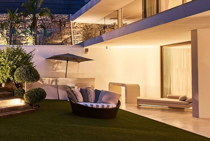 Image No.12-5 Bed Villa for sale