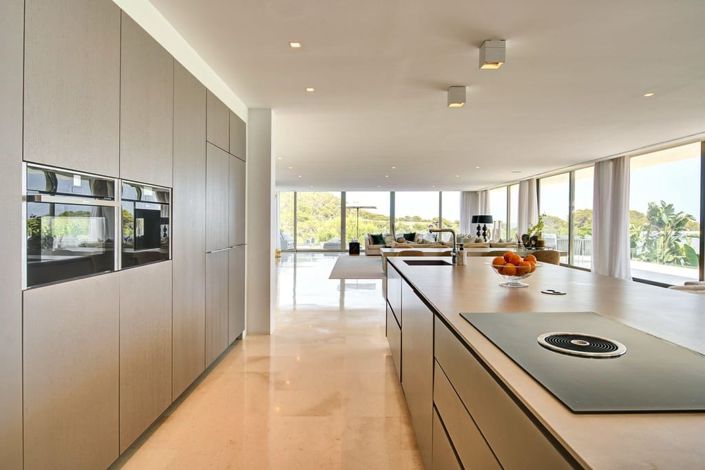 Image No.9-5 Bed Villa for sale