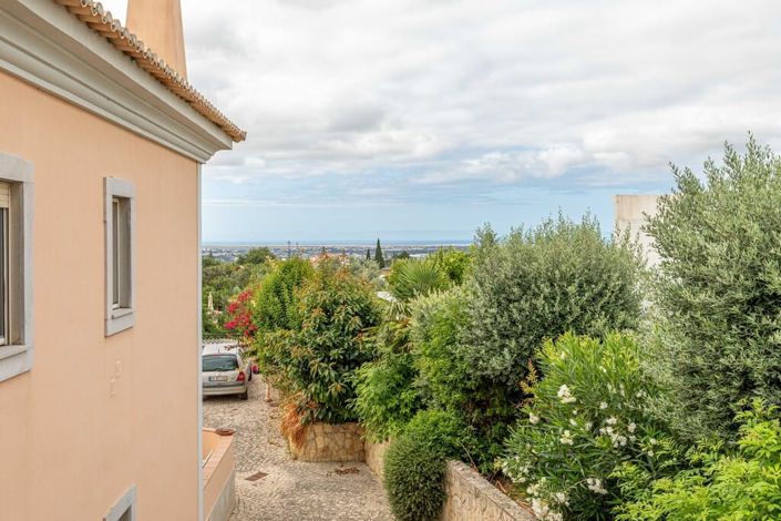 Image No.15-3 Bed Apartment for sale