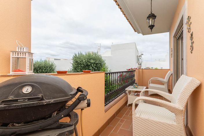 Image No.3-3 Bed Apartment for sale