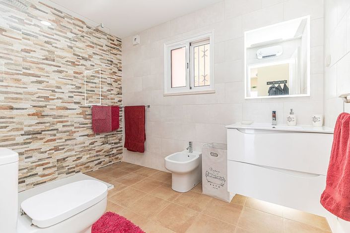 Image No.22-3 Bed Villa for sale