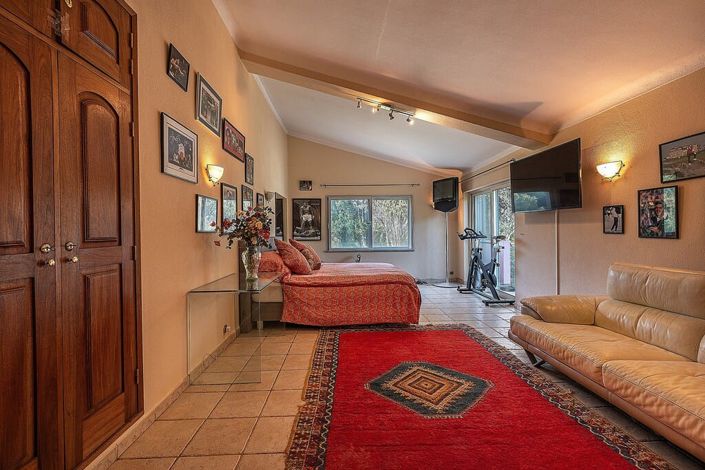 Image No.19-5 Bed Villa for sale