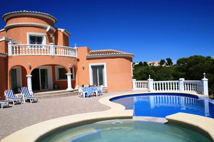 Image No.1-3 Bed Villa for sale