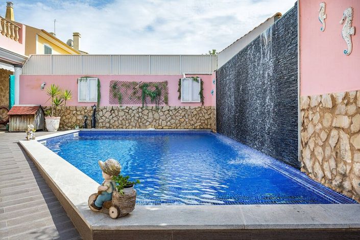 Image No.3-3 Bed Villa for sale