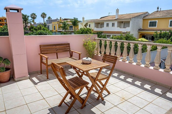 Image No.6-3 Bed Villa for sale