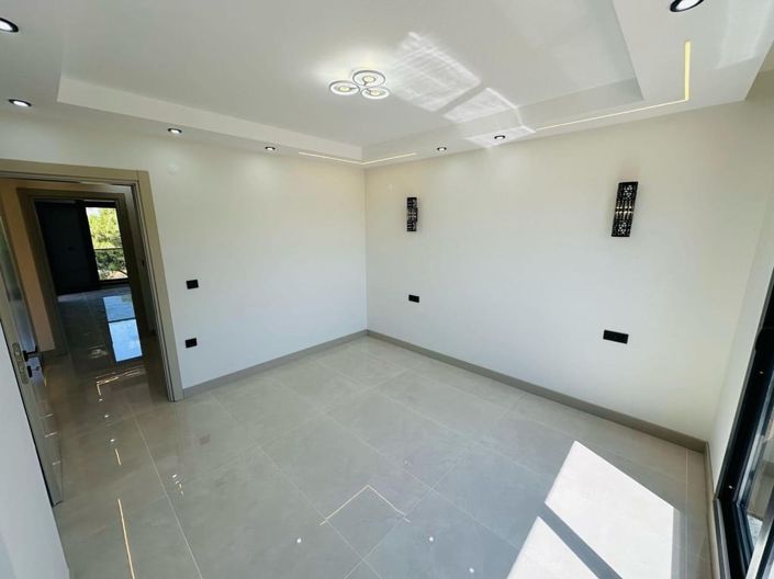 Image No.19-4 Bed Villa for sale