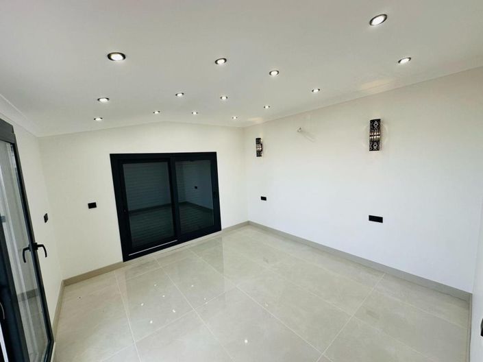 Image No.23-4 Bed Villa for sale