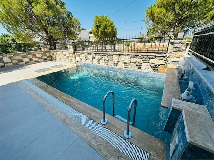 Image No.3-4 Bed Villa for sale