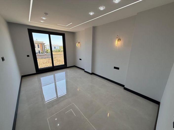 Image No.16-4 Bed Villa for sale