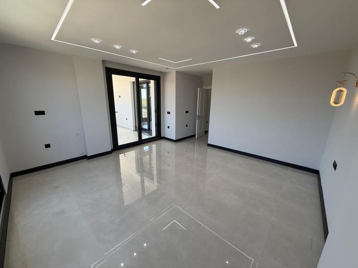 Image No.20-4 Bed Villa for sale