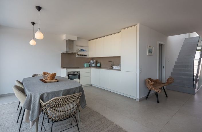 Image No.12-4 Bed Villa for sale