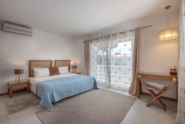 Image No.15-4 Bed Villa for sale