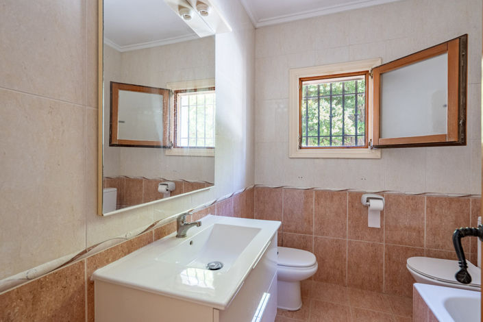 Image No.23-5 Bed Villa for sale