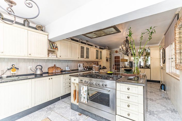 Image No.12-4 Bed Villa for sale