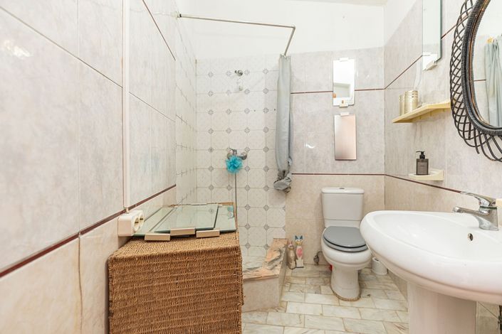 Image No.17-4 Bed Villa for sale