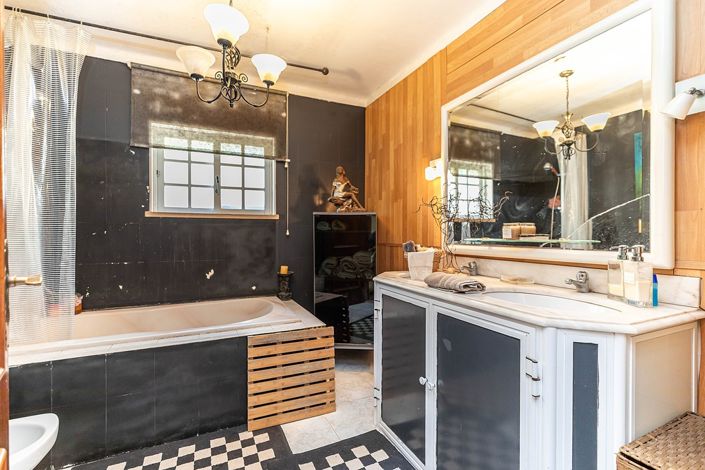 Image No.22-4 Bed Villa for sale