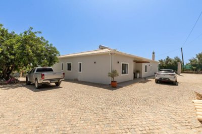 algarve-villa-ptsaov399-9