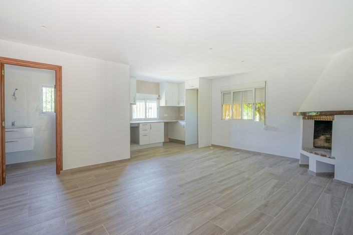 Image No.7-4 Bed Villa for sale