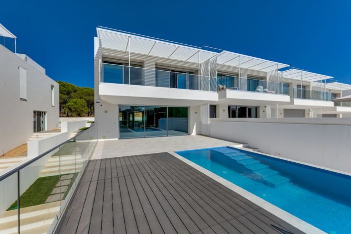 Image No.2-4 Bed Villa for sale