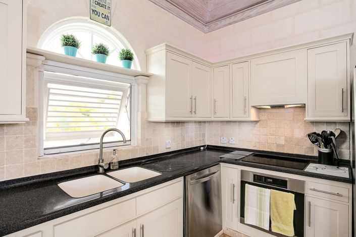 Image No.11-3 Bed Villa for sale