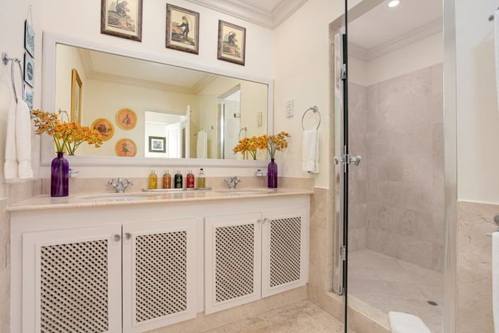 Image No.23-3 Bed Villa for sale