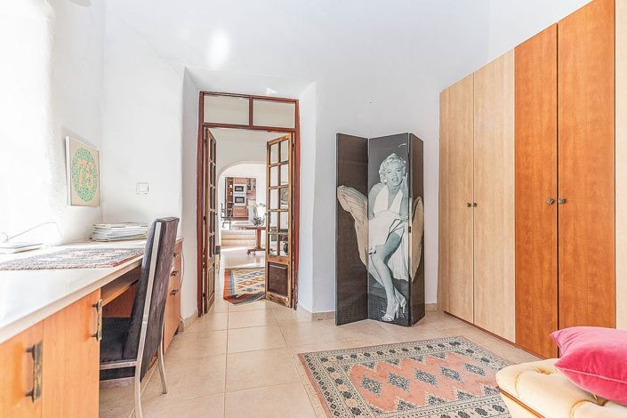 Image No.20-2 Bed Villa for sale