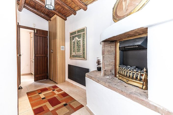 Image No.22-2 Bed Villa for sale