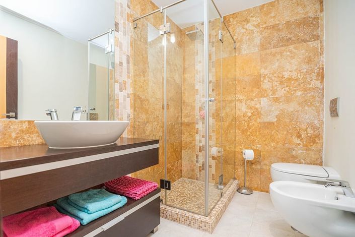 Image No.23-5 Bed Villa for sale