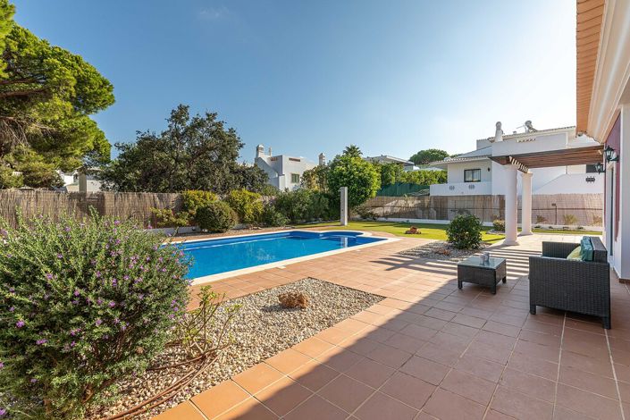 Image No.5-5 Bed Villa for sale