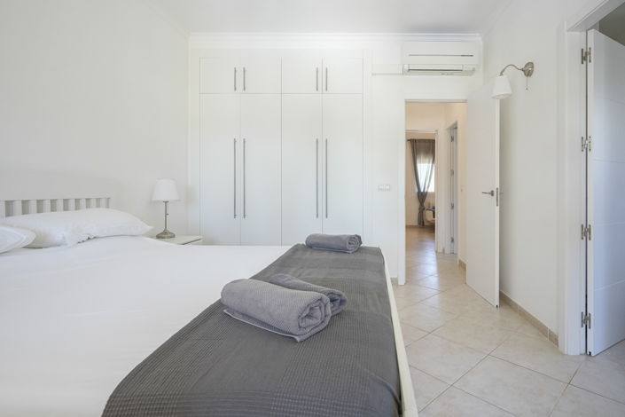 Image No.21-3 Bed Villa for sale