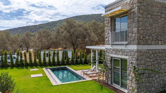 Image No.2-3 Bed Villa for sale