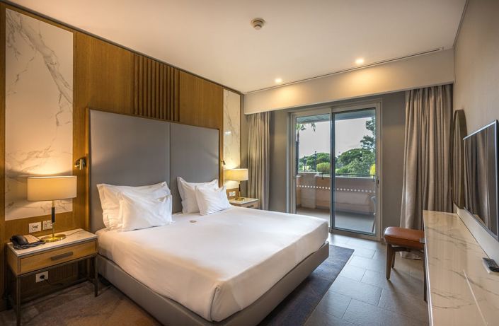 Image No.19-2 Bed Apartment for sale