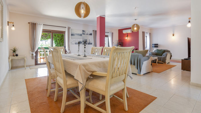 Image No.16-Villa de 5 chambres à vendre à Quarteira